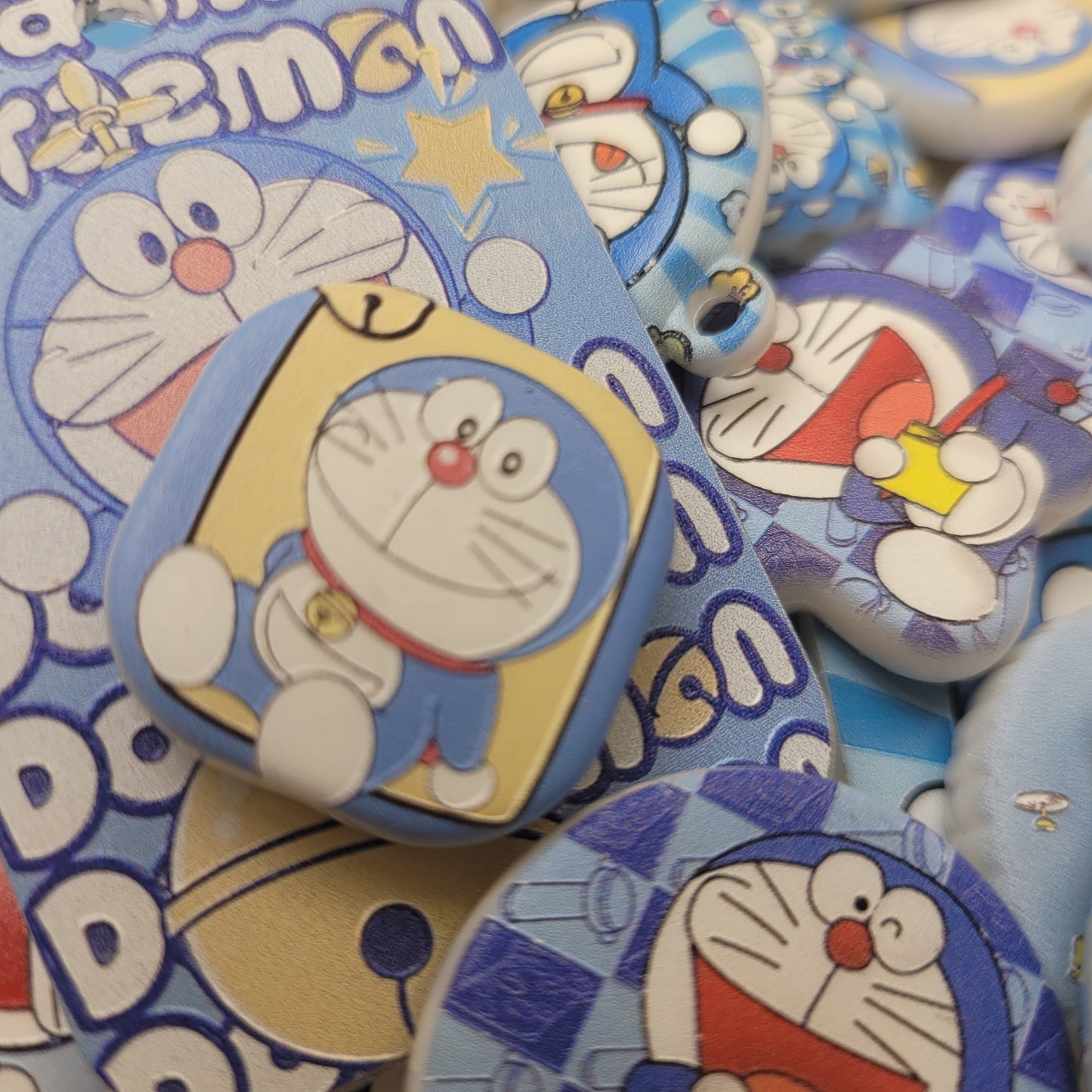 R033 新作!!!限定120mlのみ「青いブタネコ」 めっちゃ可愛い!!!