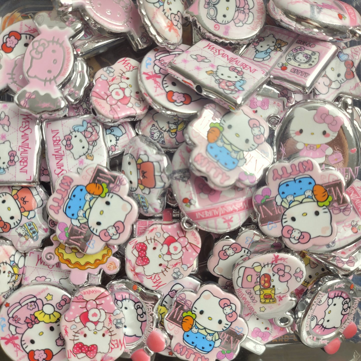 R152「 12/21新作」めっちゃ人気「超可愛い浮き彫り!!!kittyシルバー。♥。・゚♡゚・。♥。・゚♡゚・。♥。」