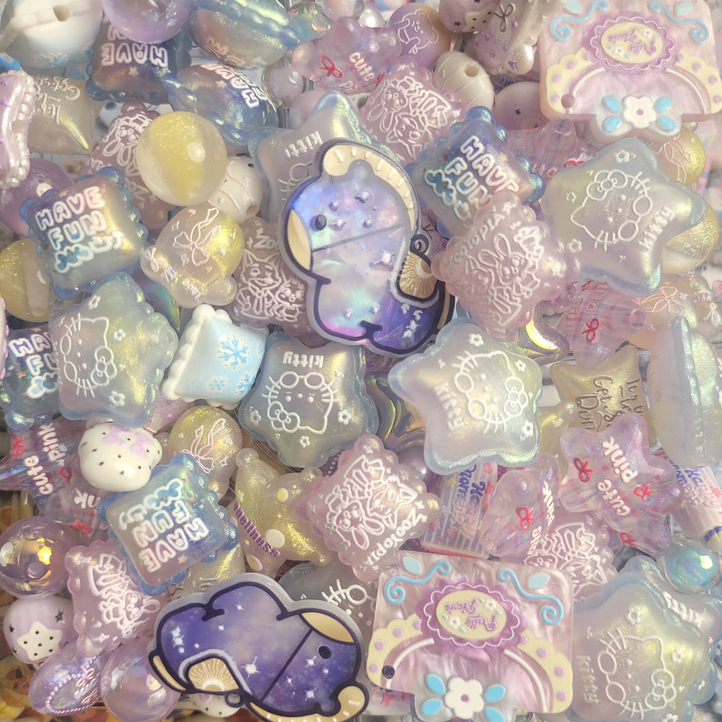R212「01/17新作」めっちゃ人気「超可愛い、人気商品、UVライトで夜光 ユニコンKITTY。♥。・゚♡゚・。♥。・゚♡゚・。♥。」