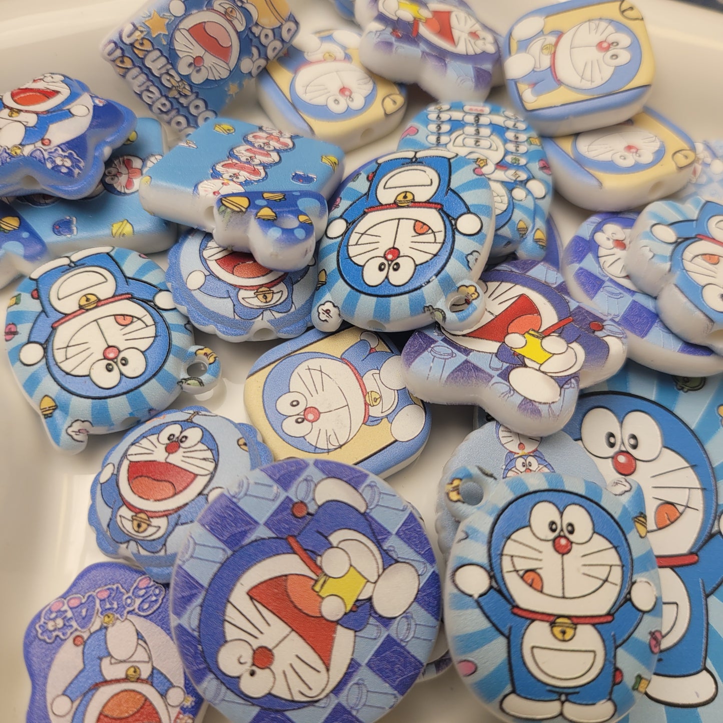 R033　新作！！！限定120ｍｌのみ「青いブタネコ」　めっちゃ可愛い！！！