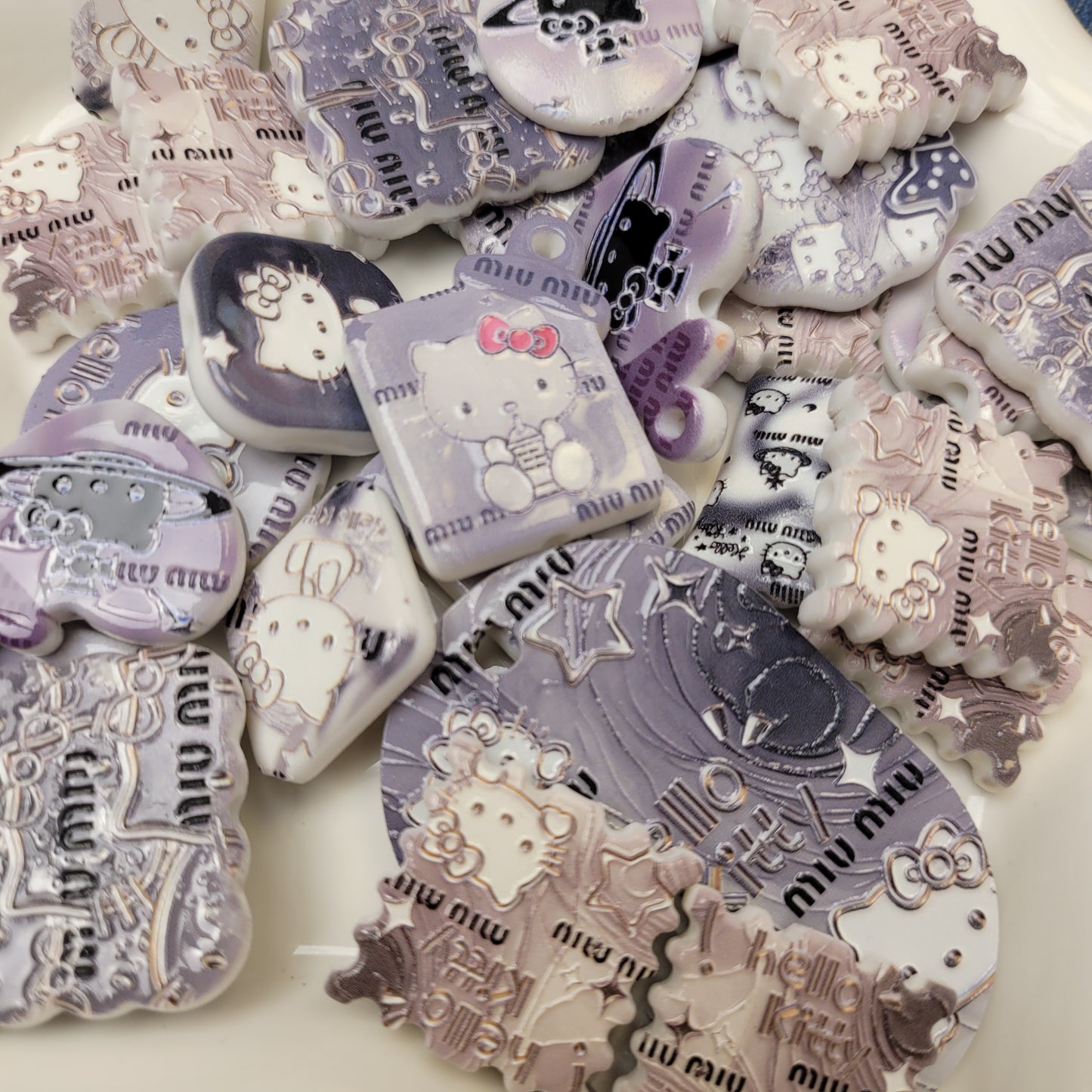 R045　新作！！！レリーフ　浮き彫り　「miumiuファッションセンター｡♥｡･ﾟ♡ﾟ･｡♥｡･ﾟ♡ﾟ･｡♥｡」　めっちゃ可愛い！！！