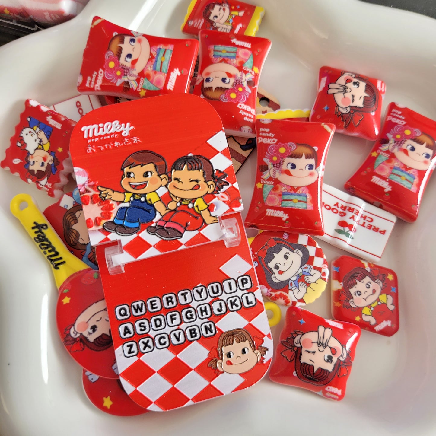 R060 [10/31再販中！！]オーダーメイド「不二家第三弾｡♥｡･ﾟ♡ﾟ･｡♥｡･ﾟ♡ﾟ･｡♥｡」　めっちゃ可愛い