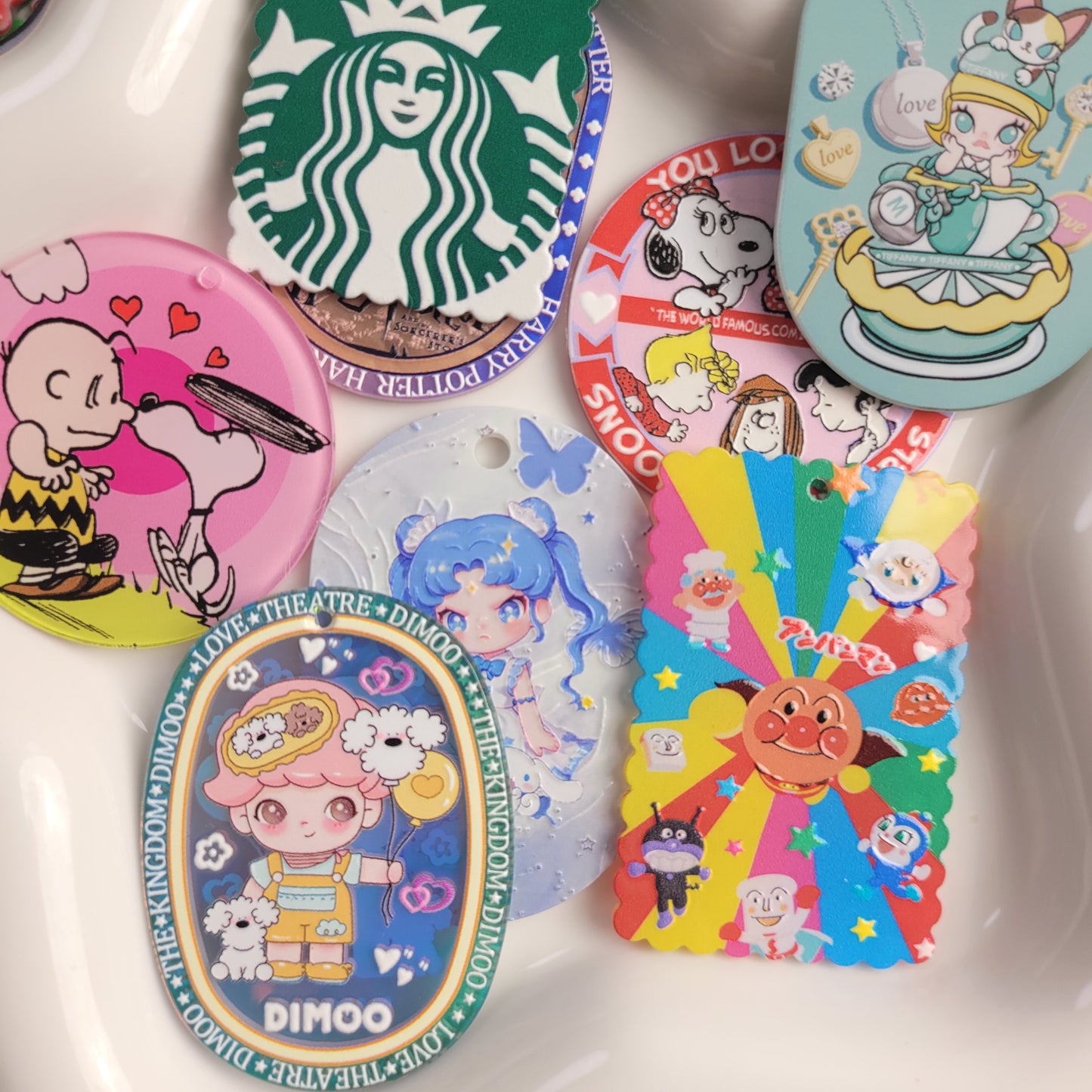 Ｒ777　めっちゃくちゃ可愛いアクリルプレート　ミックス（8枚　ランダム）