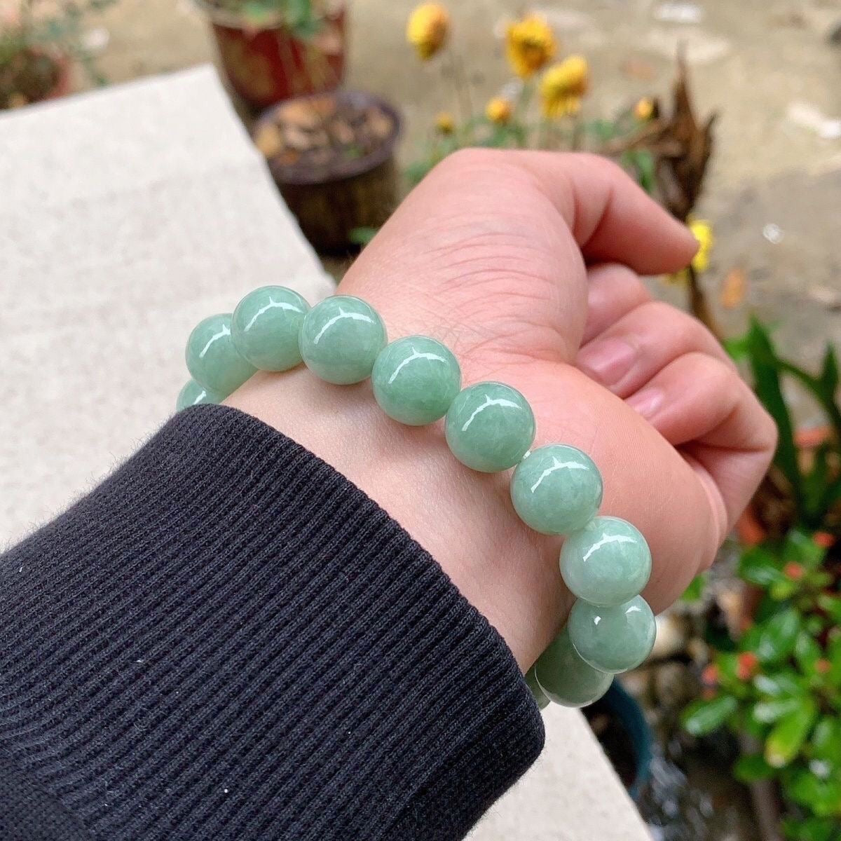 X002　11/30新作「天然石ブレスレット」青翡翠　Aランク　豆グリーン