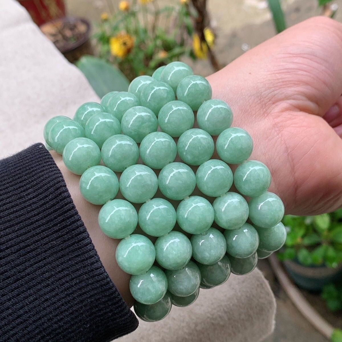 X002　11/30新作「天然石ブレスレット」青翡翠　Aランク　豆グリーン