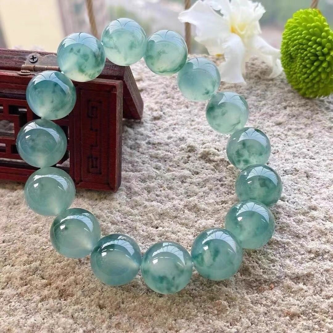 X003　11/30新作「天然石ブレスレット」翡翠　Aランク　アイスブルー