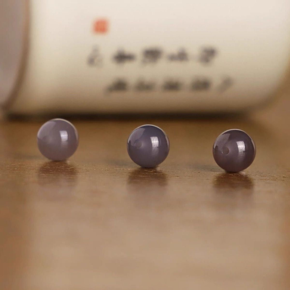 G098 12/12新作　ガラスビーズ　灰紫　50ｍｌから　セール