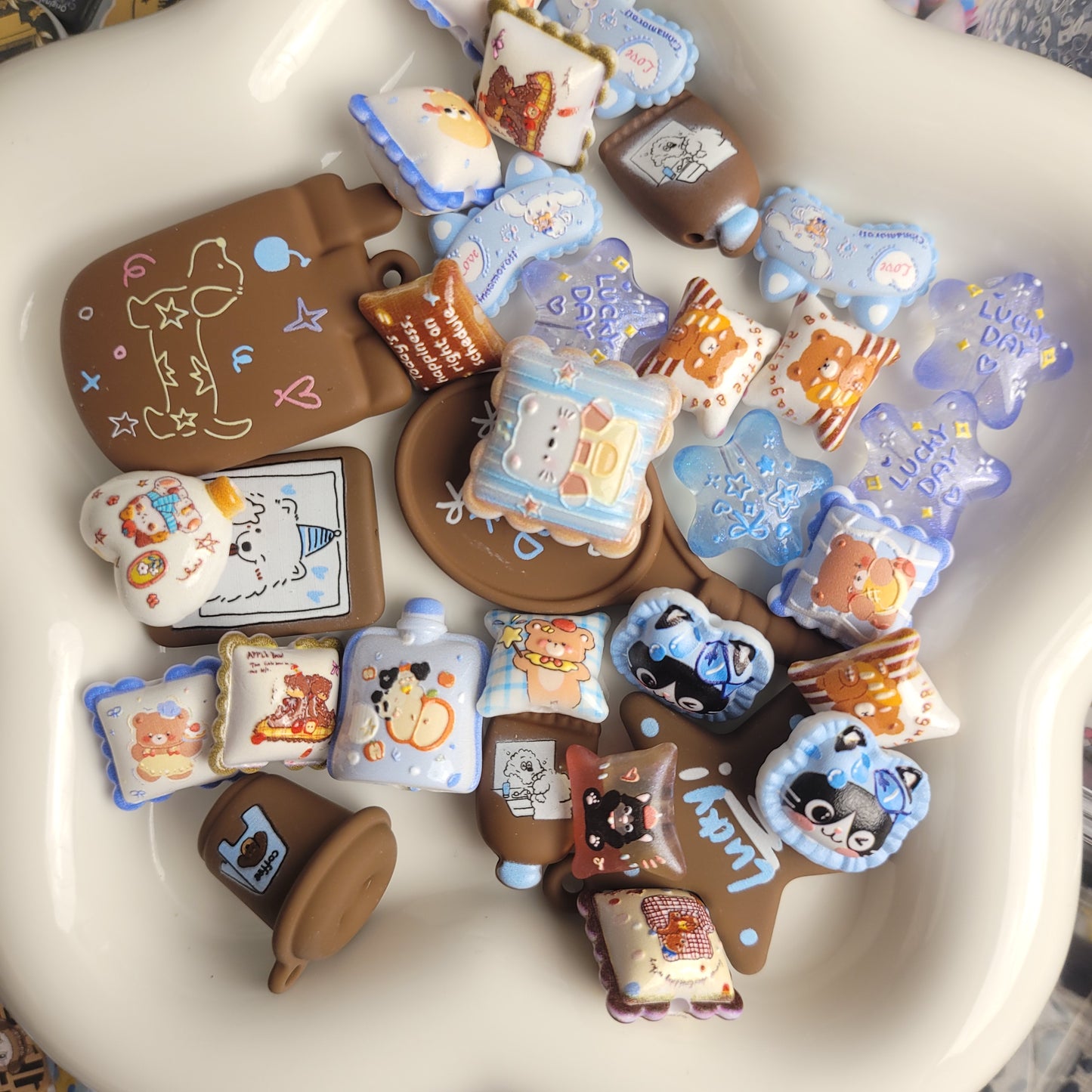 R171「 12/28新作」めっちゃ人気「超可愛い浮き彫り！！わんこカフェ｡♥｡･ﾟ♡ﾟ･｡♥｡･ﾟ♡ﾟ･｡♥｡」