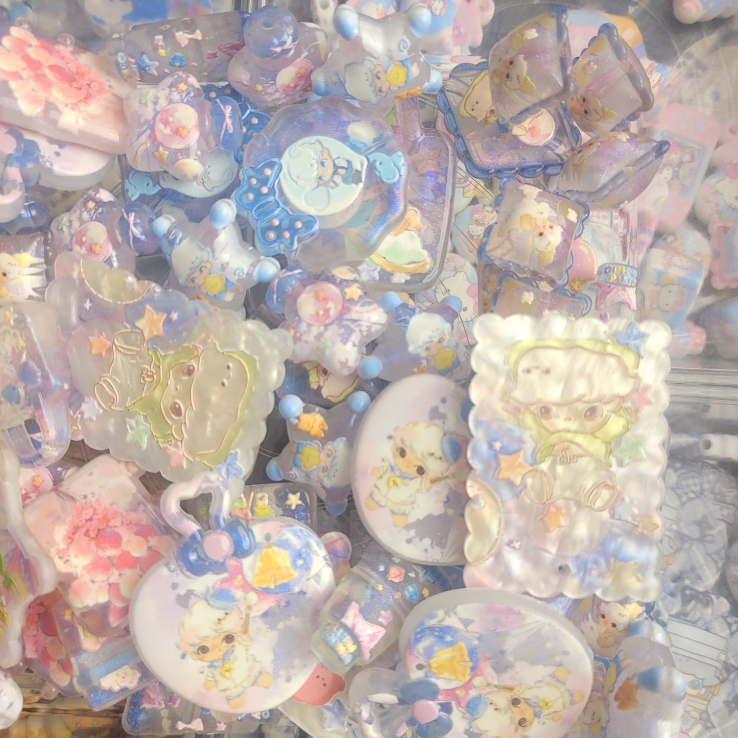 R211「01/17新作」めっちゃ人気「超可愛い、人気商品、UVライトで夜光　DIMOO記念｡♥｡･ﾟ♡ﾟ･｡♥｡･ﾟ♡ﾟ･｡♥｡」